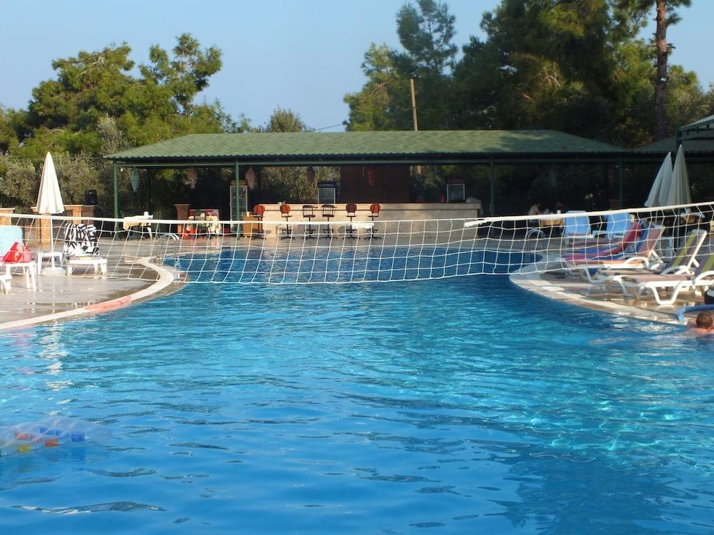 Tuntas Family Suites Kusadası Kültér fotó