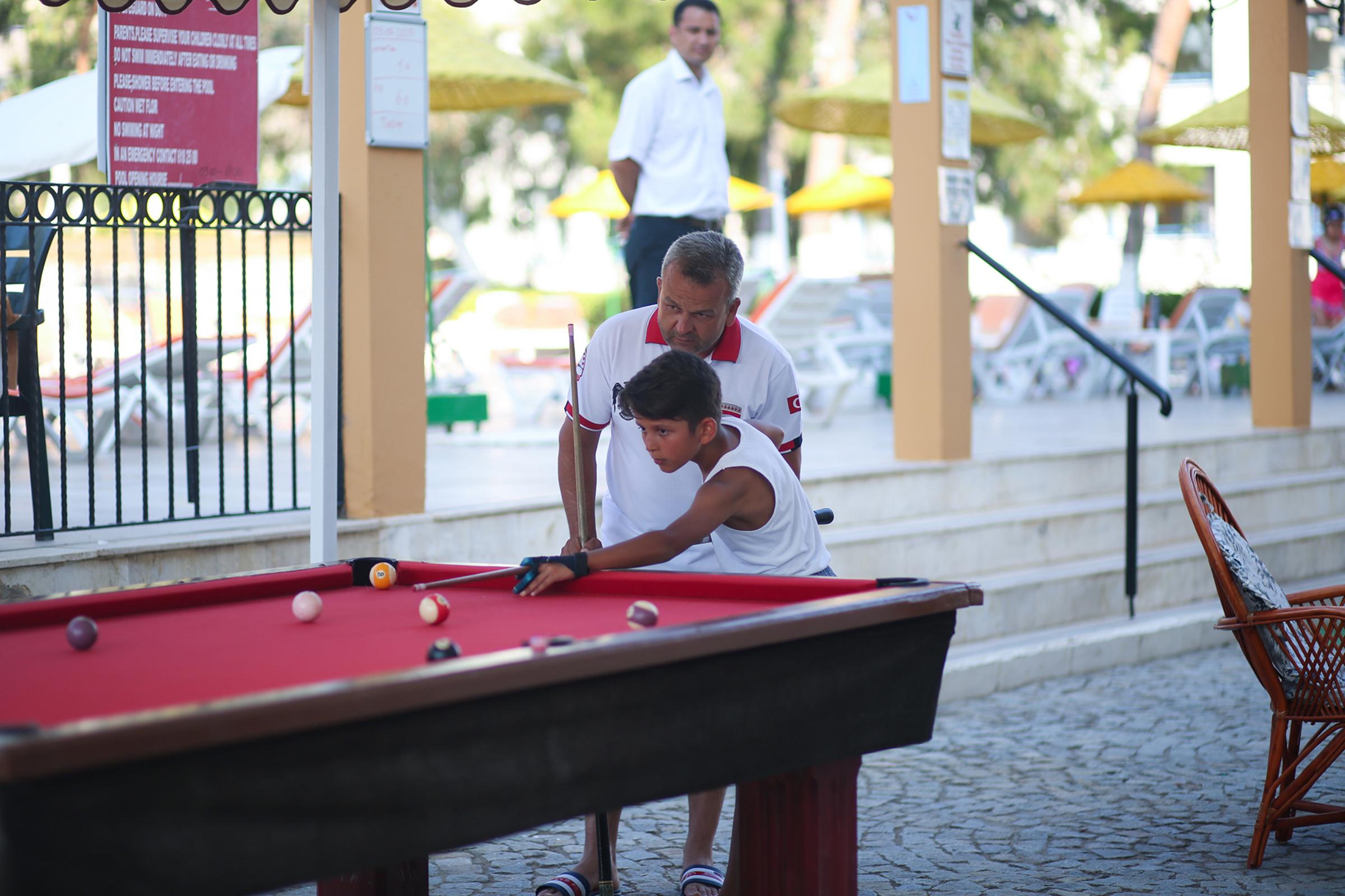 Tuntas Family Suites Kusadası Kültér fotó