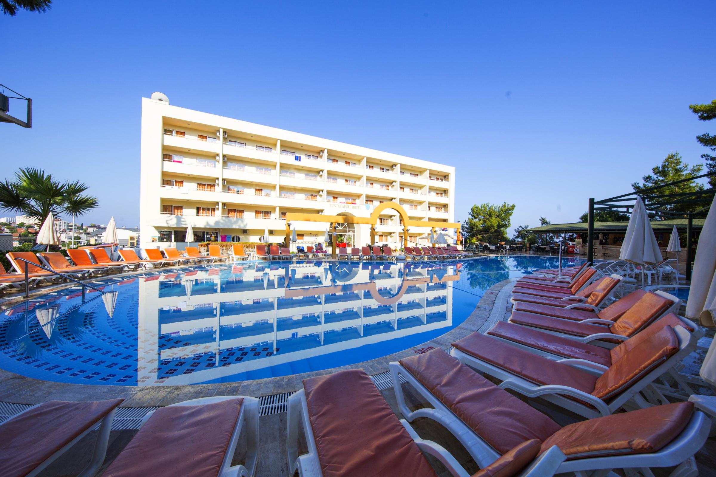 Tuntas Family Suites Kusadası Kültér fotó