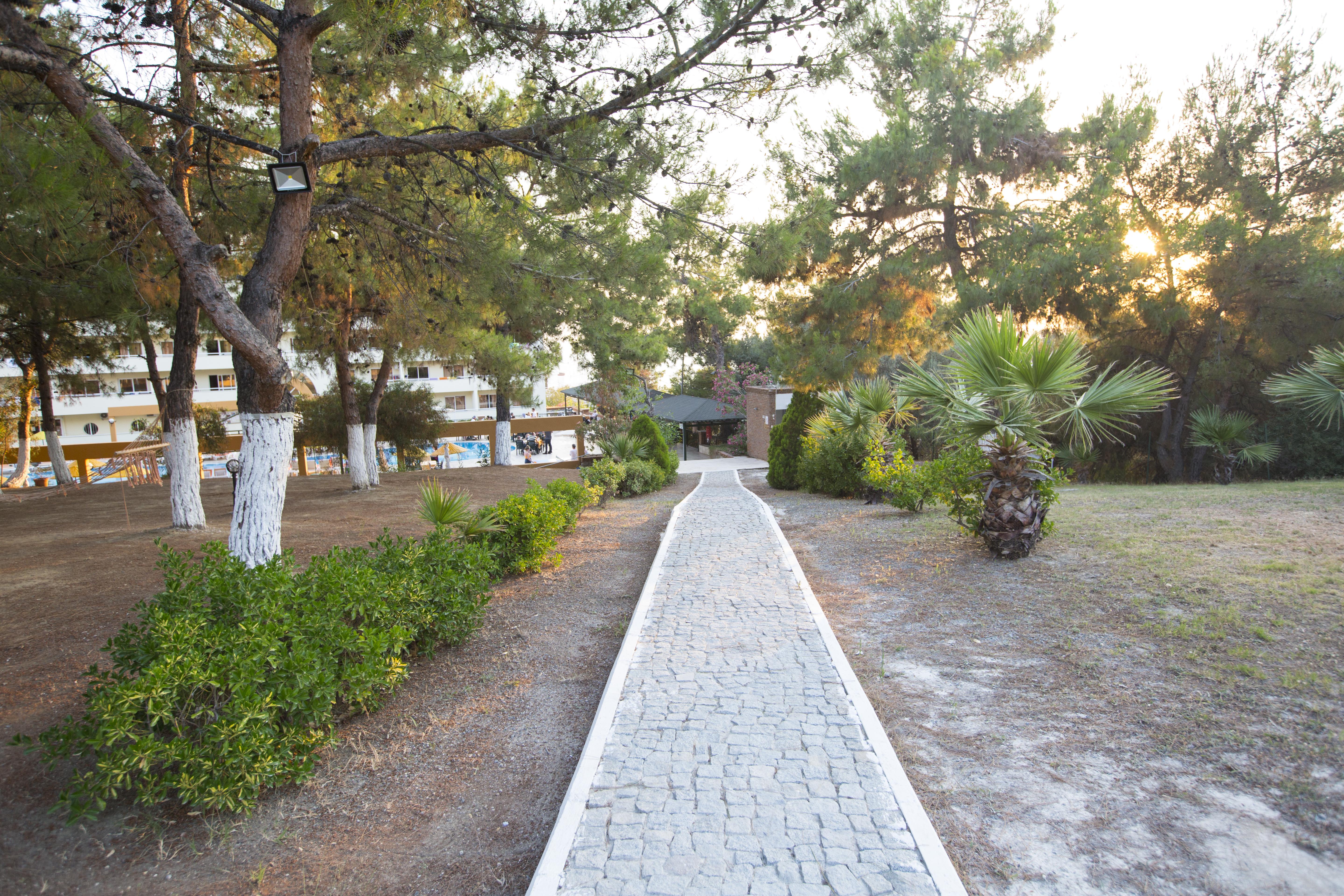 Tuntas Family Suites Kusadası Kültér fotó