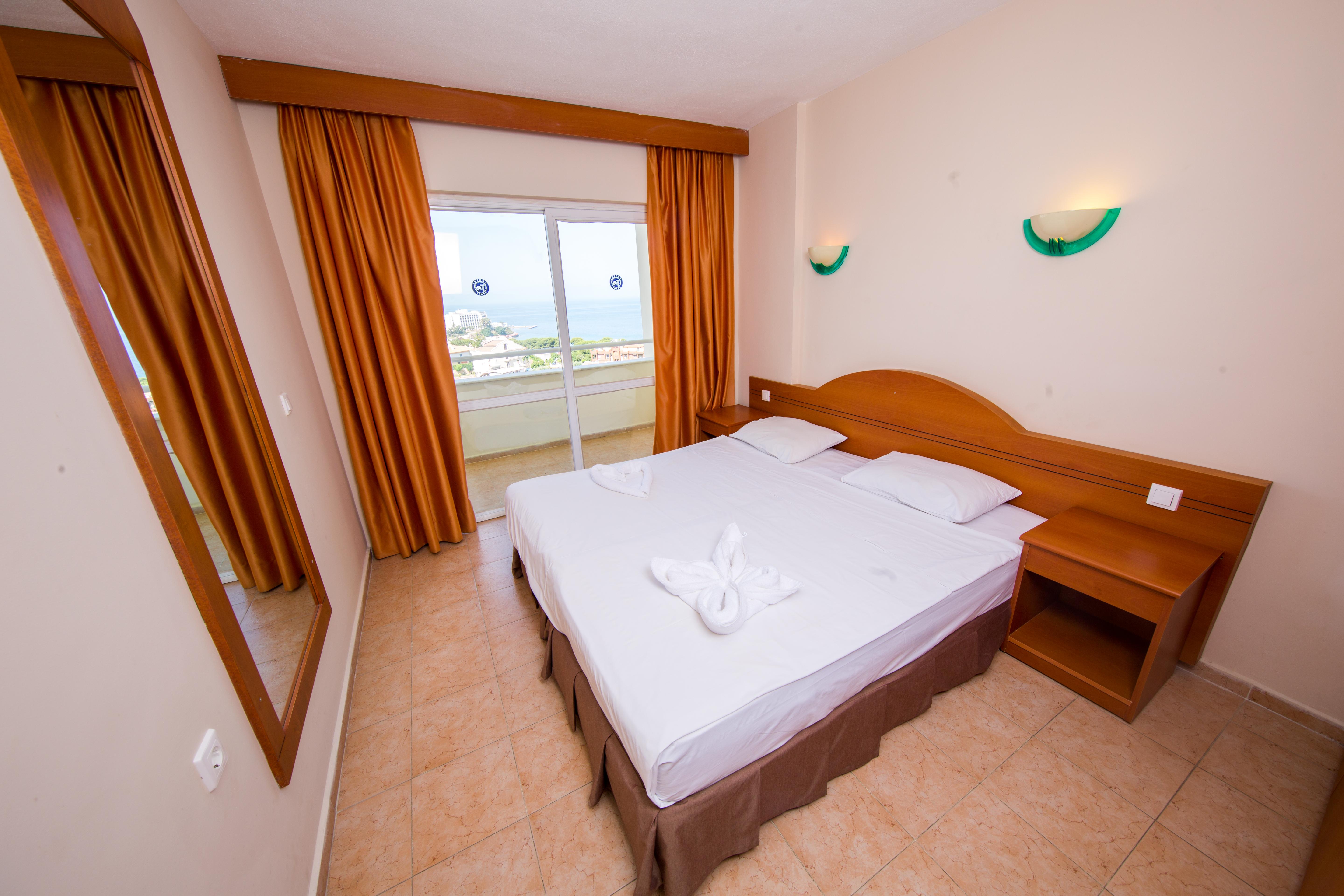 Tuntas Family Suites Kusadası Kültér fotó