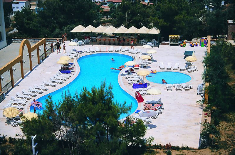 Tuntas Family Suites Kusadası Kültér fotó
