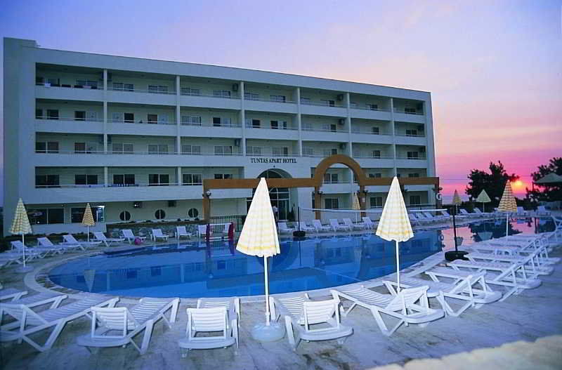 Tuntas Family Suites Kusadası Kültér fotó
