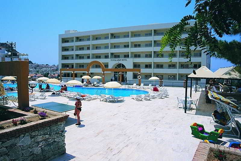 Tuntas Family Suites Kusadası Kültér fotó